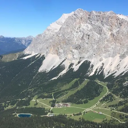 شقة Haus Albertha